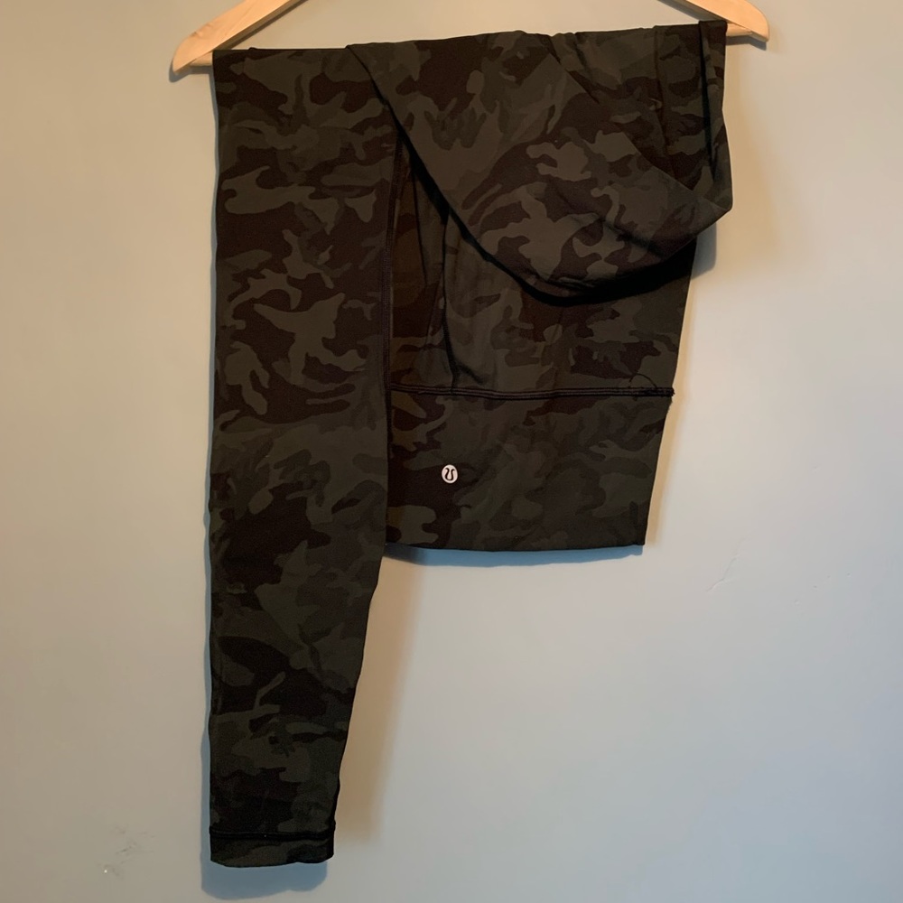 Lululemon Camo Full Length Leggings